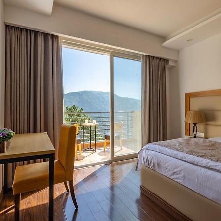 Pine Maderas By Embrace Apartment Kasauli Ngoại thất bức ảnh