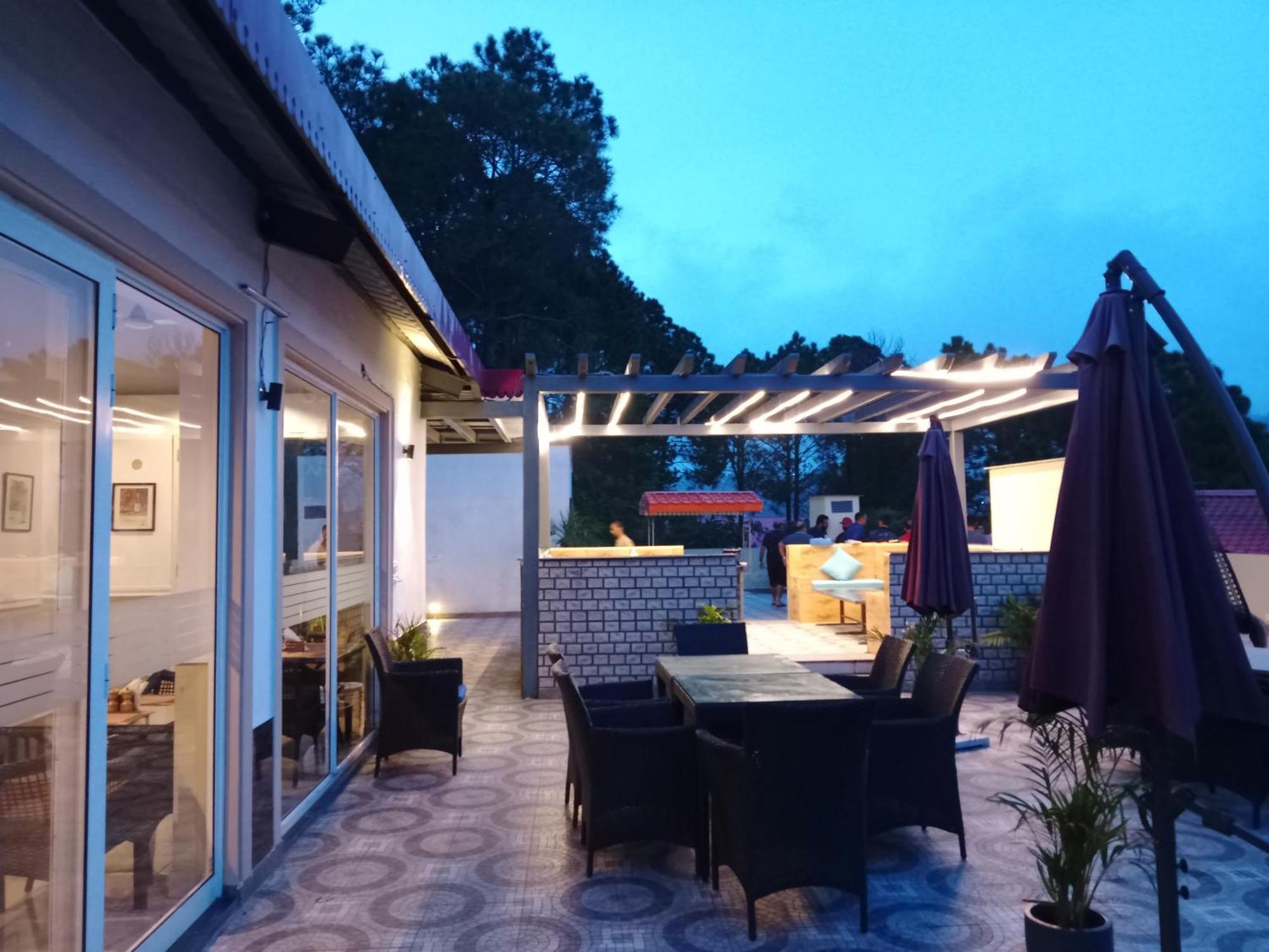 Pine Maderas By Embrace Apartment Kasauli Ngoại thất bức ảnh